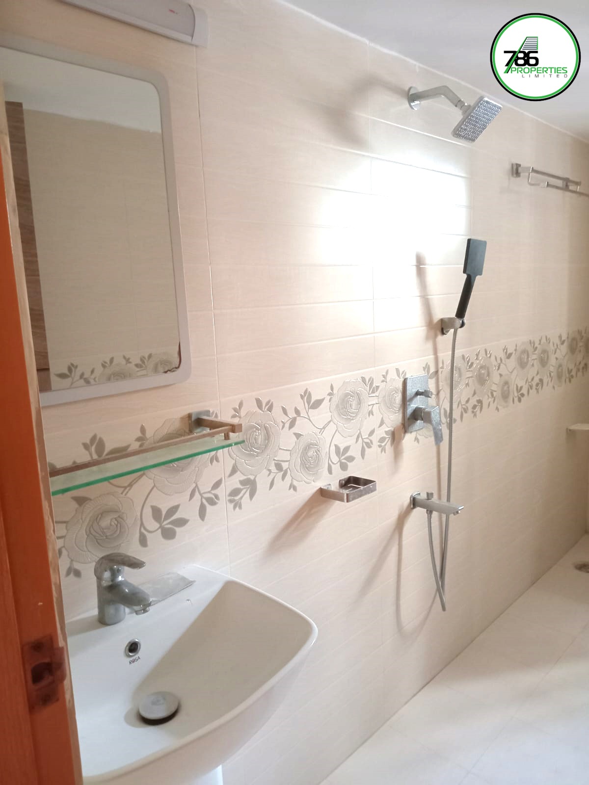 2300 sft New ready flat @ Siddheshwari